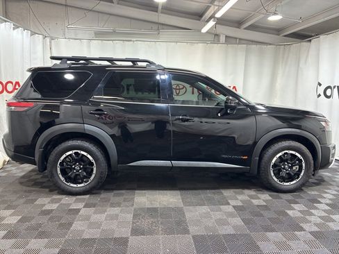 Used 2023 Nissan Pathfinder Rock Creek AWD/4WD image 10