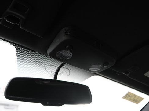 Used 2011 Ford Mustang Shelby GT500 RWD image 12