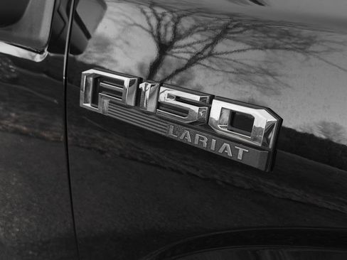 Used 2018 Ford F150 Lariat image 8