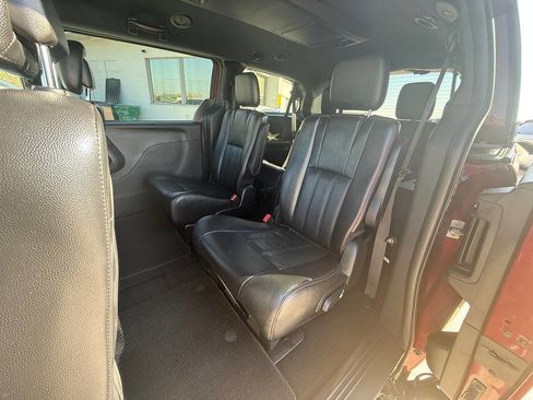 Used 2019 Dodge Grand Caravan GT image 20