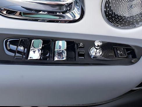New 2026 Rolls-Royce Cullinan AWD/4WD image 14