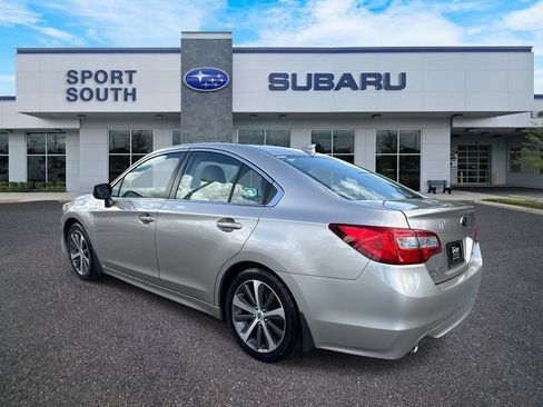 Used 2017 Subaru Legacy 2.5i Limited AWD/4WD image 5