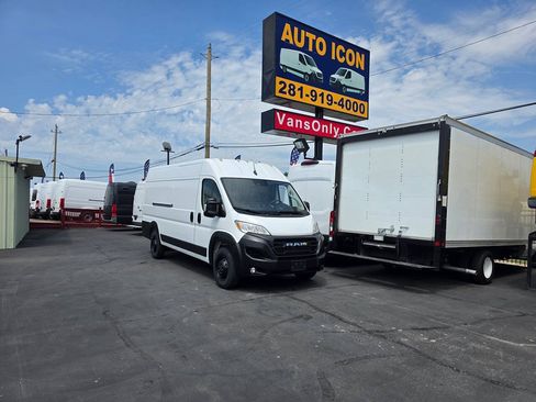 Used 2025 RAM ProMaster 3500 w/ Convenience Group FWD image 25
