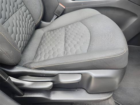 Used 2019 Chevrolet Equinox LT FWD image 22