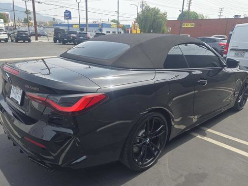 Used 2023 BMW M440i Convertible w/ Premium Package image 5