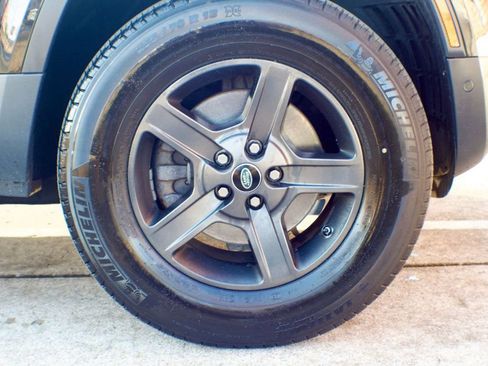 Used 2021 Land Rover Defender 90 S image 43