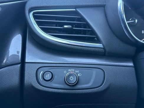 Used 2019 Buick Encore Preferred AWD/4WD image 30