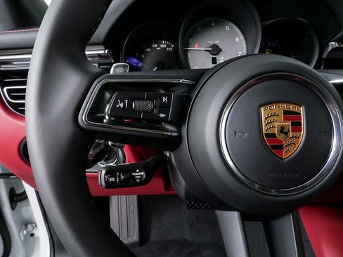 New 2026 Porsche Macan S image 10