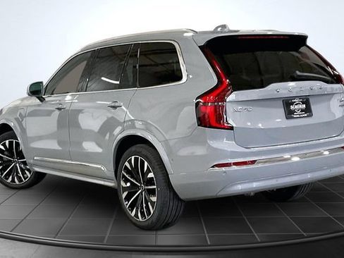 New 2026 Volvo XC90 T8 Plus w/ Protection Package Premier AWD/4WD image 4