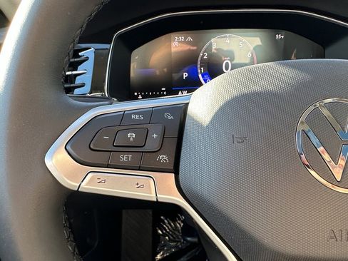 New 2026 Volkswagen Jetta SE FWD image 20