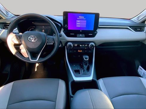 Used 2023 Toyota RAV4 XLE Premium AWD/4WD image 16