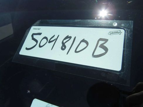 Used 2021 Toyota Tacoma TRD Off-Road RWD image 27