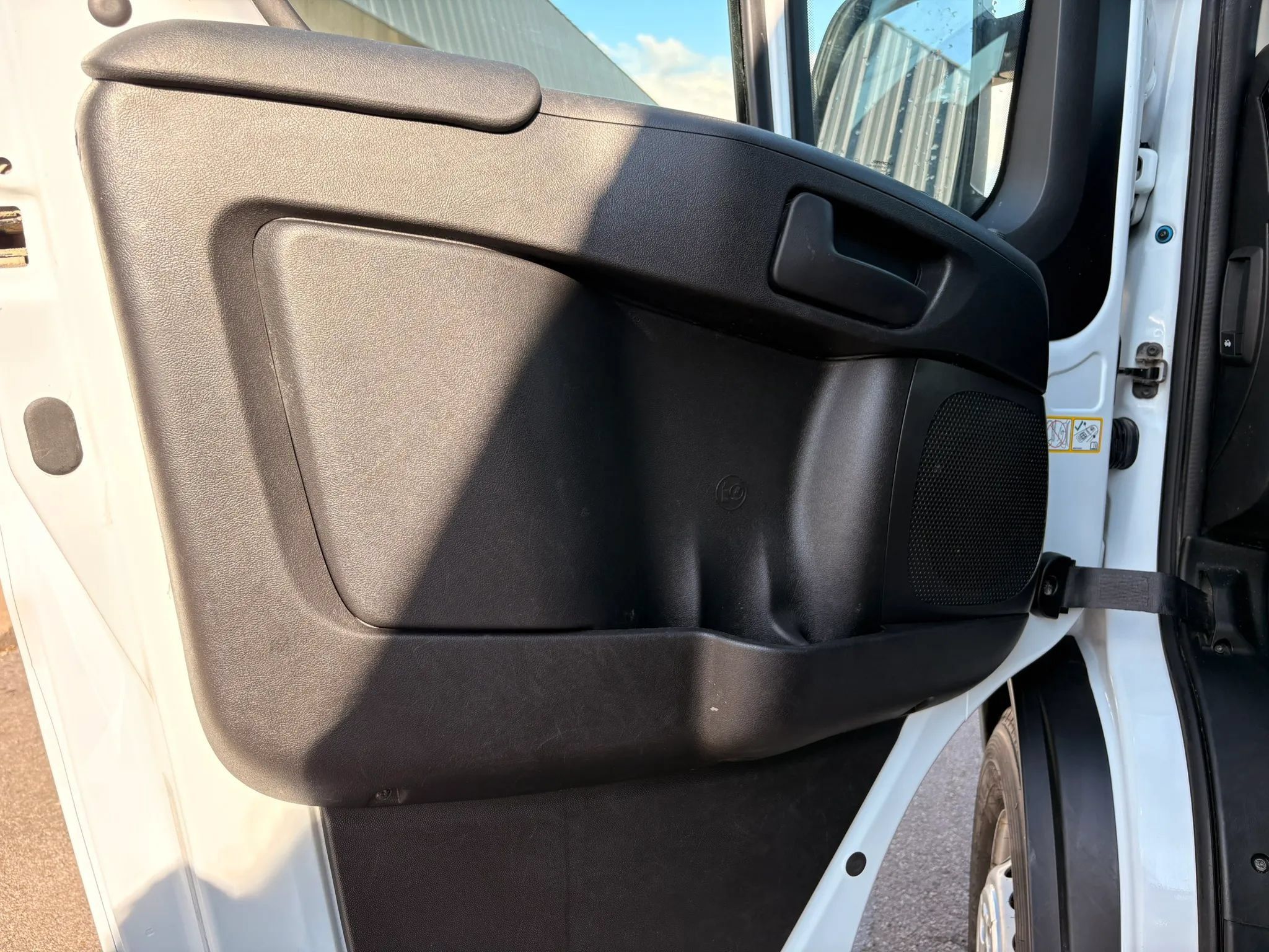 Used 2025 RAM ProMaster 2500 w/ Convenience Group FWD image 20