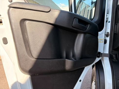 Used 2025 RAM ProMaster 2500 w/ Convenience Group FWD image 20
