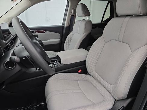 Used 2023 Honda Pilot LX image 15