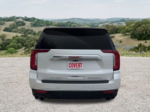 Used 2023 GMC Yukon XL Denali w/ Denali Reserve Package RWD image 9
