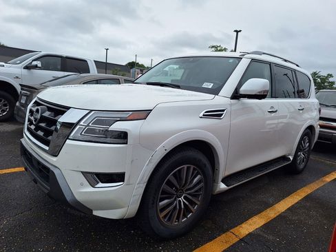 Certified 2023 Nissan Armada SL w/ Cargo Package AWD/4WD image 1