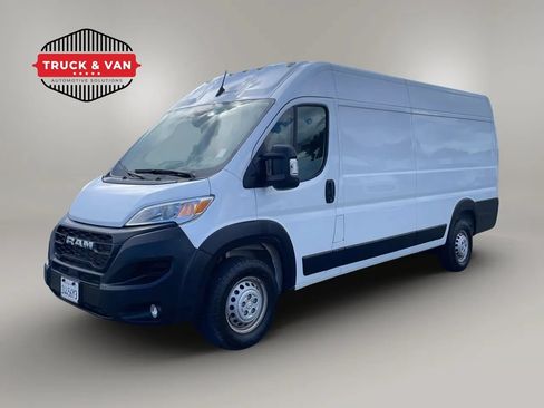 Used 2025 RAM ProMaster 3500 w/ Convenience Group FWD image 1