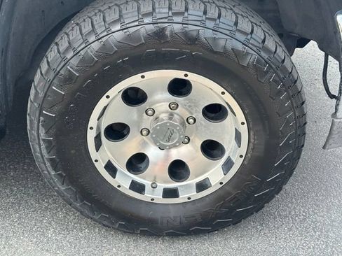 Used 2003 GMC Yukon XL SLT w/ 1SD Preferred Equipment Group AWD/4WD image 14