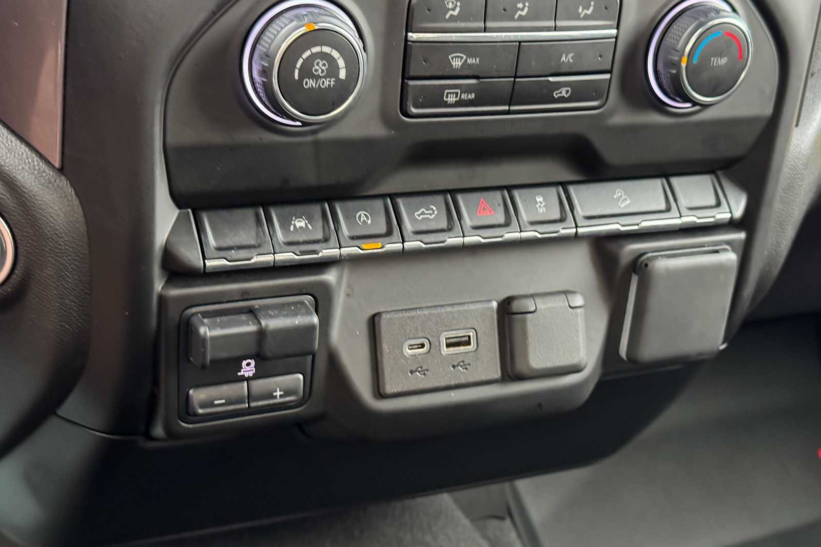 Used 2023 Chevrolet Silverado 1500 Custom Trail Boss w/ LPO, Dark Essentials Package AWD/4WD image 20