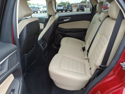 Used 2022 Ford Edge SEL w/ Convenience Package image 14