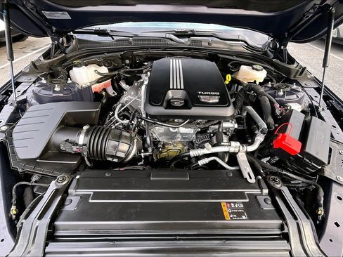 Used 2025 Cadillac CT4 Premium Luxury image 10