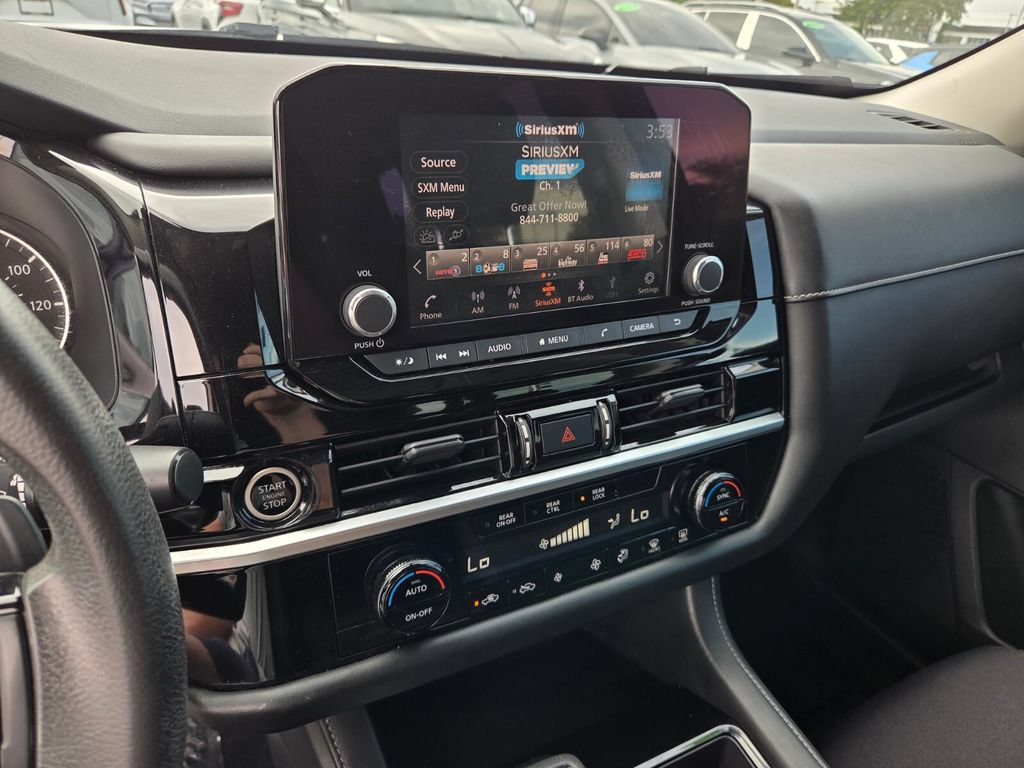 Used 2022 Nissan Pathfinder S FWD image 24