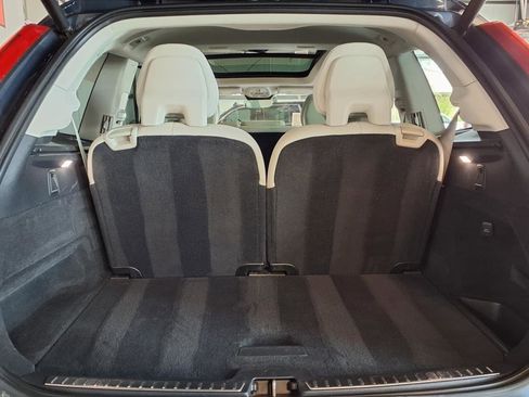 Used 2023 Volvo XC90 B6 Plus image 6