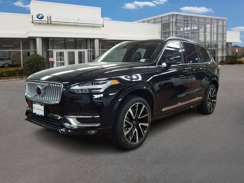 Used 2024 Volvo XC90 B6 Plus w/ Protection Package Premier AWD/4WD image 1