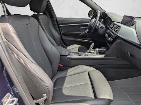 Used 2018 BMW 330e w/ Convenience Package RWD image 28