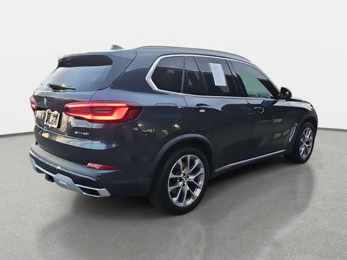 Used 2022 BMW X5 sDrive40i w/ Premium Package image 5