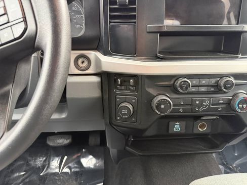 Used 2024 Ford F250 XLT image 11