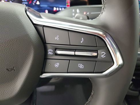 New 2026 Chevrolet Suburban LT image 24