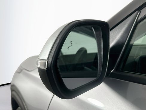 Used 2025 Kia Seltos S FWD image 16