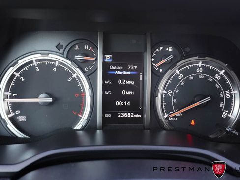 Used 2024 Toyota 4Runner TRD Off-Road Premium AWD/4WD image 29