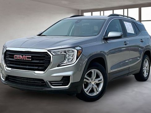 Used 2023 GMC Terrain SLE w/ Driver Convenience Package AWD/4WD image 2