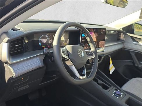 New 2026 Volkswagen Tiguan S image 7