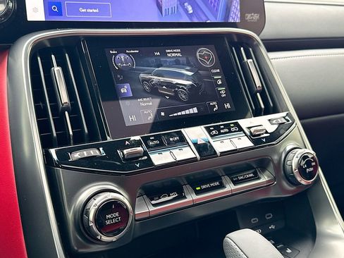 New 2025 Lexus LX 700h F Sport image 28
