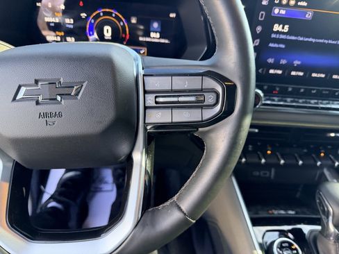 Used 2025 Chevrolet Colorado ZR2 w/ Technology Package image 26