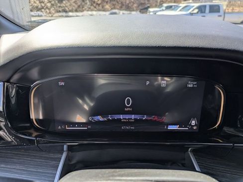 Used 2023 Jeep Wagoneer Series III w/ Premium Group I image 18