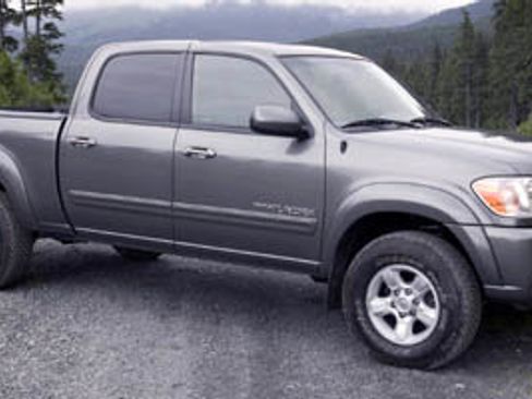 Used 2006 Toyota Tundra SR5 AWD/4WD image 1