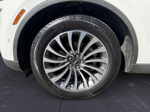 Certified 2021 Lincoln Aviator Reserve w/ Equipment Group 201A image 14