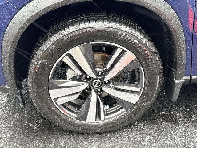 Certified 2023 Nissan Rogue Platinum w/ Platinum Premium Package AWD/4WD image 17