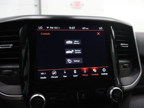 Used 2021 RAM 2500 Big Horn w/ Level 1 Equipment Group AWD/4WD image 57