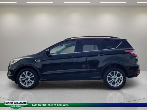 Used 2018 Ford Escape SE FWD image 7