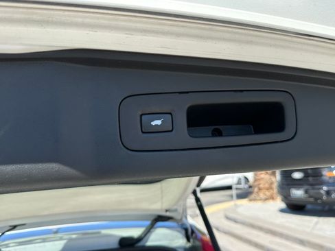 Used 2016 Honda CR-V Touring image 22