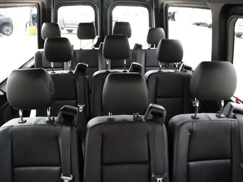 Used 2024 Mercedes-Benz Sprinter 2500 image 13