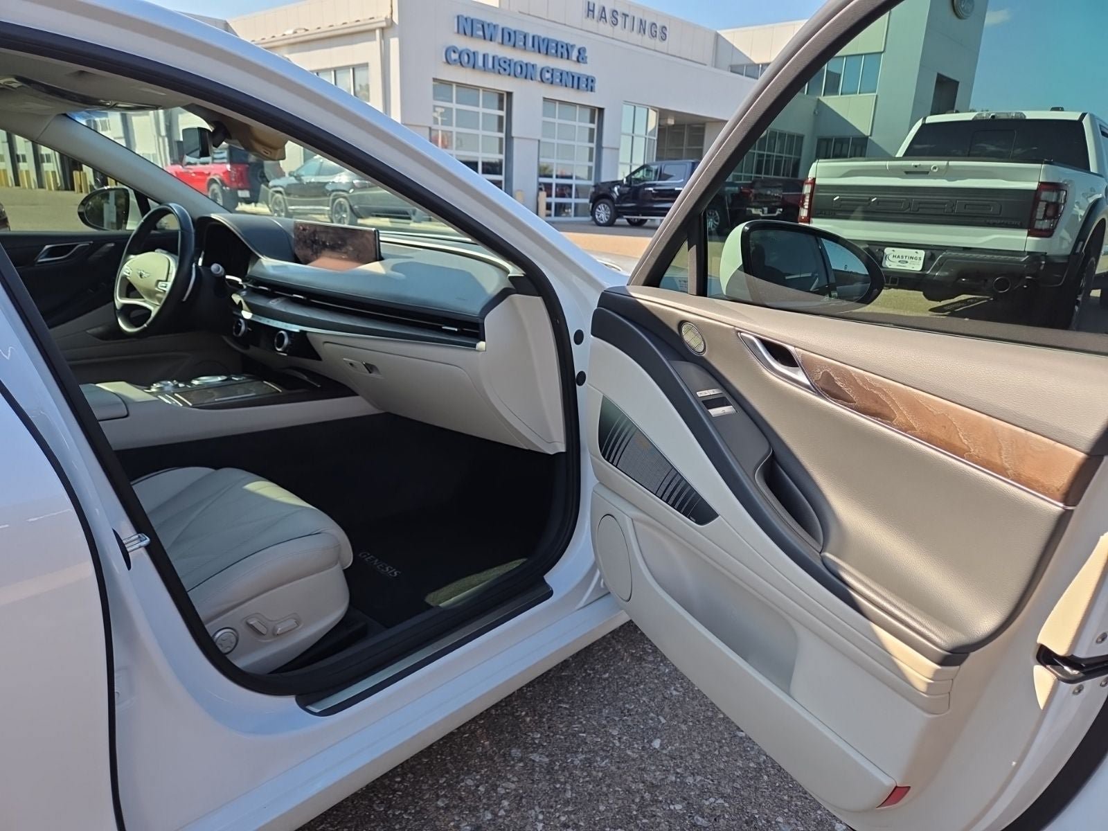 Used 2021 Genesis G80 3.5T AWD/4WD image 39