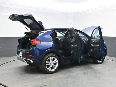Used 2023 Buick Encore GX Preferred w/ Cold Weather Comfort Package AWD/4WD image 39
