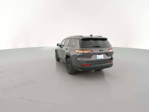 New 2025 Jeep Grand Cherokee L Laredo image 9